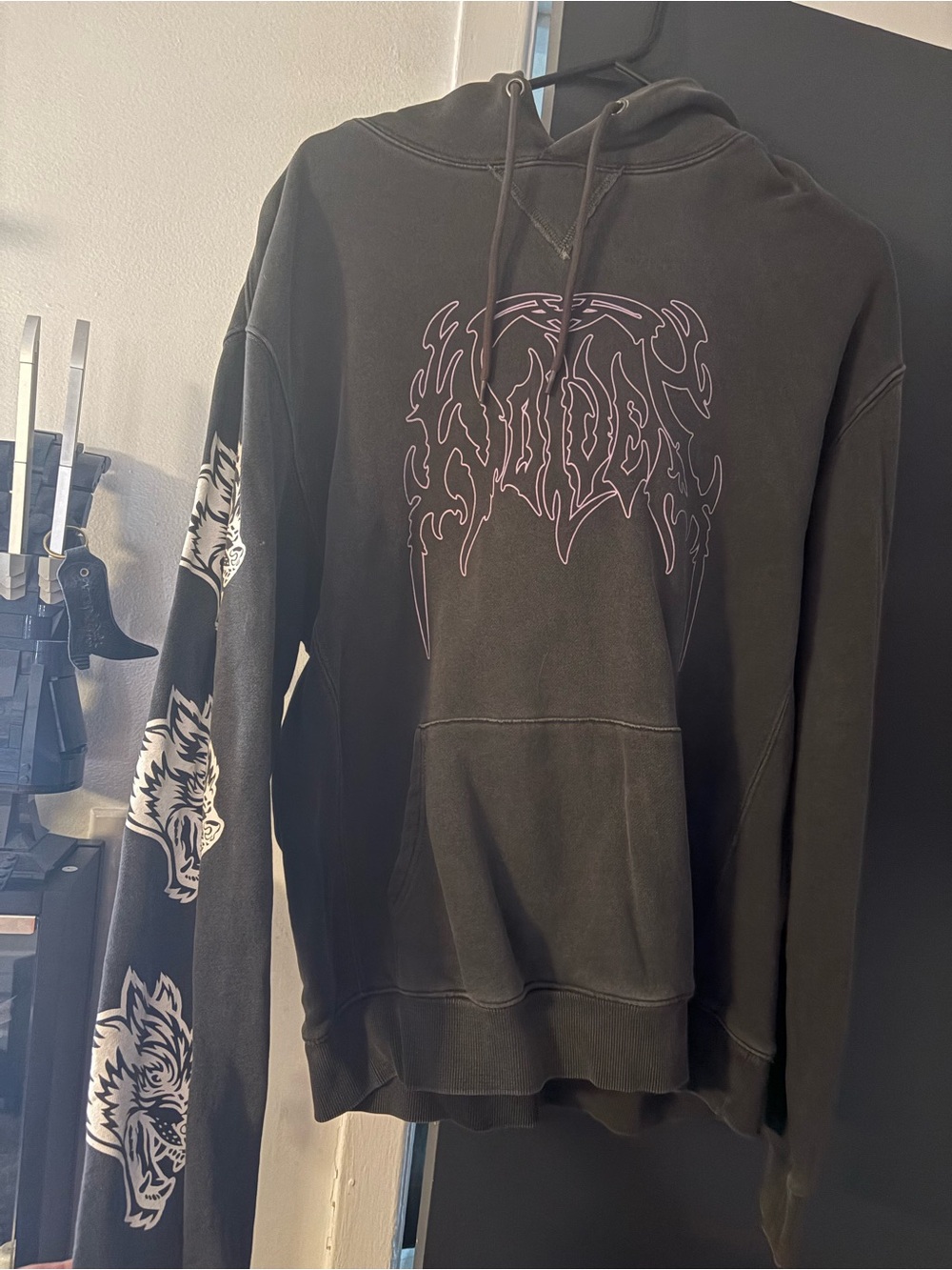 Darc Sport Black Pullover Hoodie with Graphic Front & Wolf Sleeve